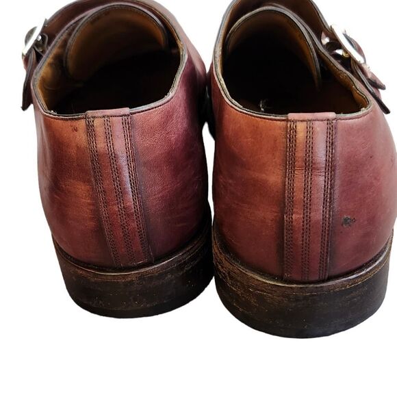 Men's Classic Burgundy Leather Oxfords - Picture 10 of 11